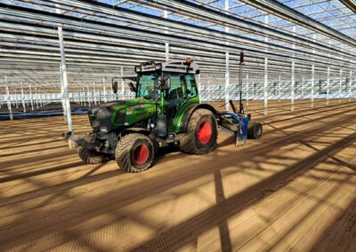 Aanleggen teeltvloer kas in Baarlo